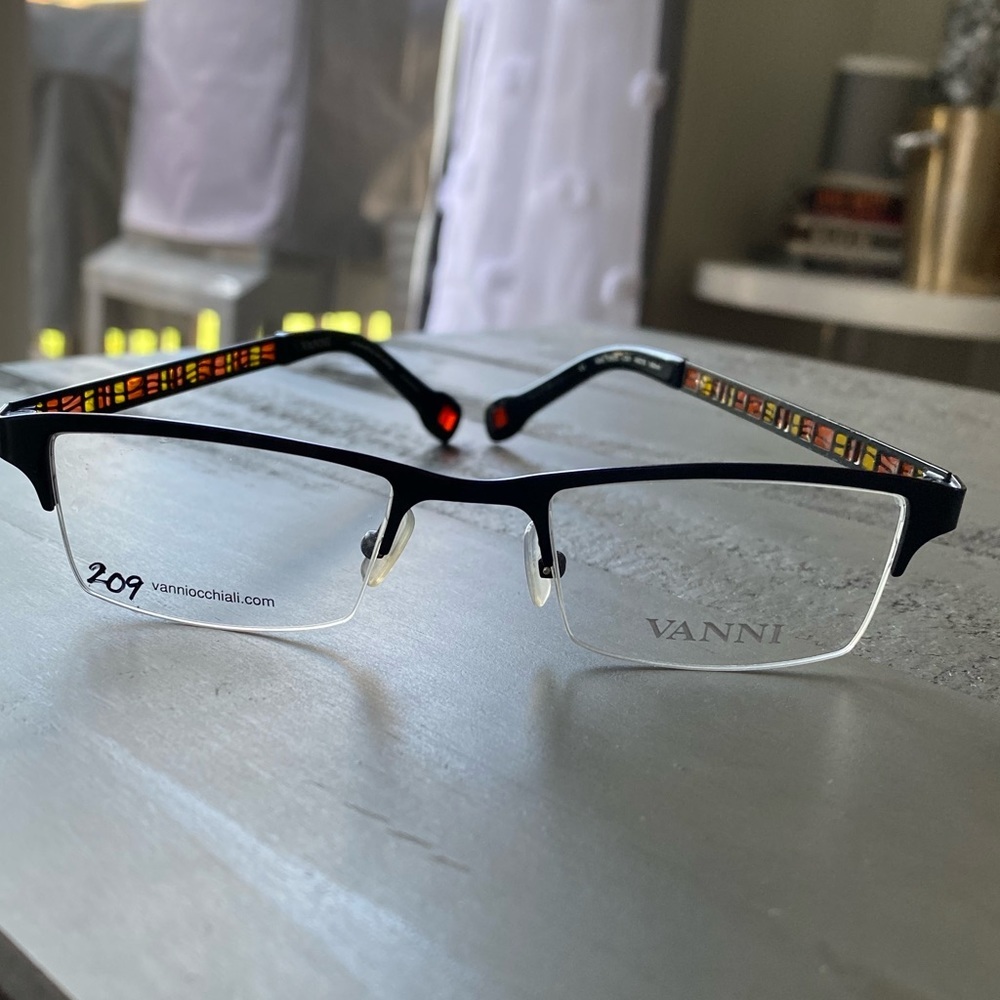 VANNI Black and Red Women's Glasses